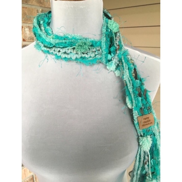 HANDMADE Necklace Scarf Ocean Breeze Fringe Boho Eyelash Yarn Batik Fabric Boho - Picture 3 of 4